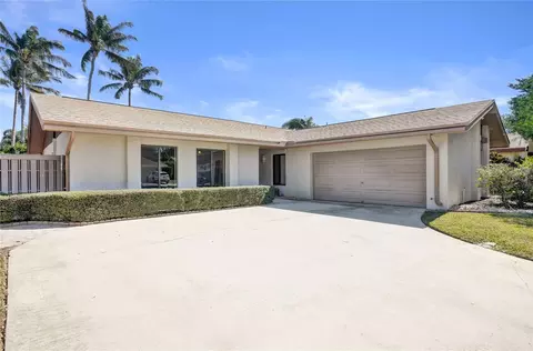 3088 NW 26th Ave, Boca Raton, FL 33434
