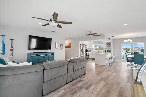 102 Harbor Dr, Tavernier, FL 33070 photo 16