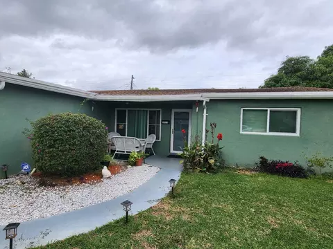 3523 NW 33rd Ct, Lauderdale Lakes, FL 33309