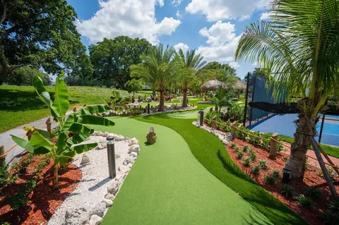290 Farnham M, Deerfield Beach, FL 33442