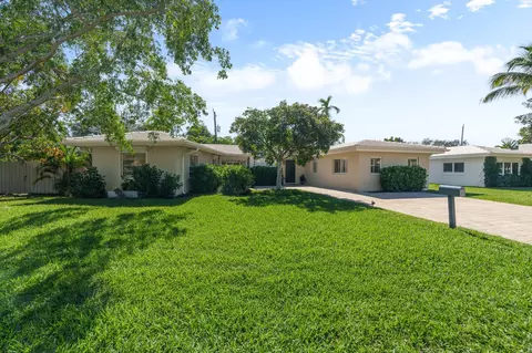 2740 NE 27th Ct, Fort Lauderdale, FL 33306