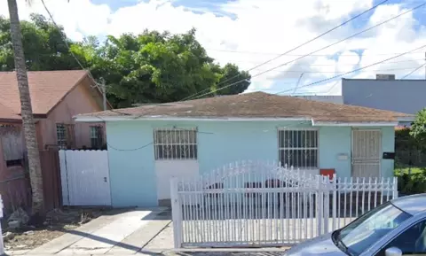 1028 NW 24th St, Miami, FL 33127