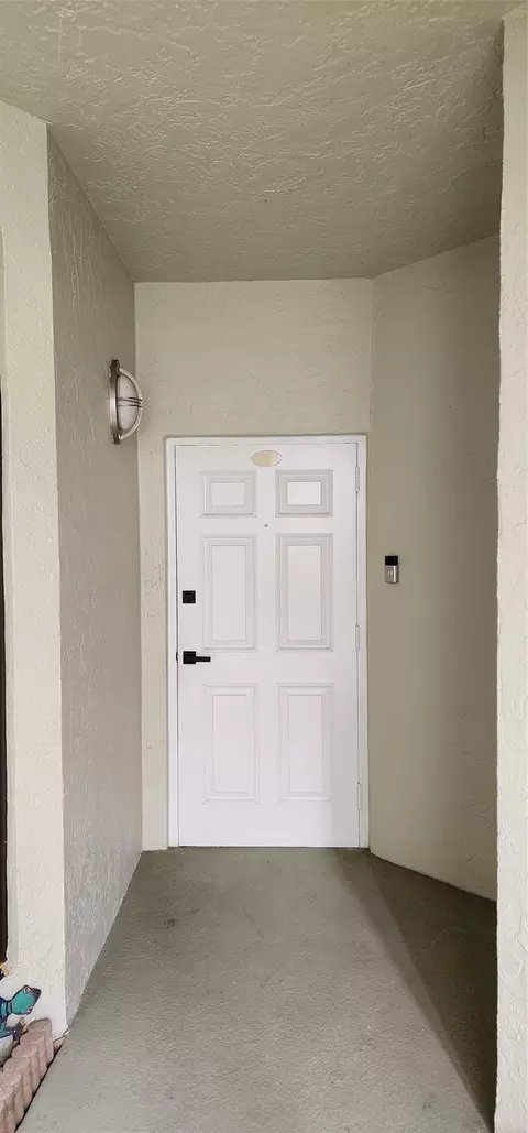 6371 La Costa Dr #104, Boca Raton, FL 33433