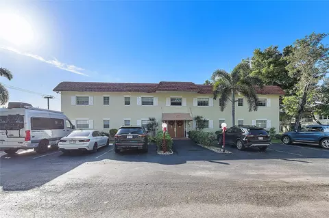 5621 SW 2nd Ct #201, Margate, FL 33068