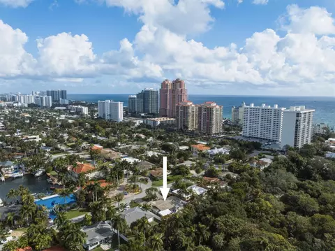 3036 NE 19 St, Fort Lauderdale, FL 33305