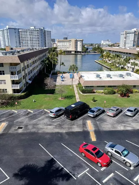 1893 S Ocean Dr #605, Hallandale Beach, FL 33009