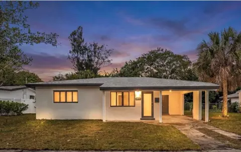 1398 NE 37th St, Oakland Park, FL 33334