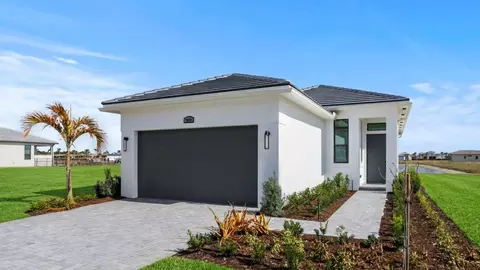 7818 SW Andrea Way, Port St Lucie, FL 34987