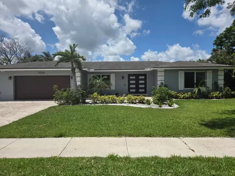 5330 SW 19th St, Plantation, FL 33317