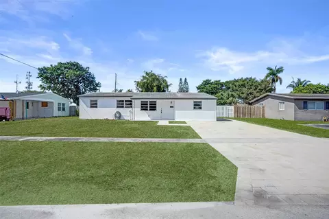 1437 SW 1st Ave, Deerfield Beach, FL 33441