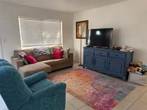 Living - 817 SE 9th St, Okeechobee, FL 34974 photo 3 of 3