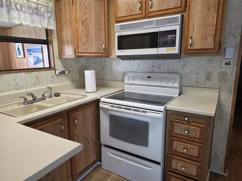 6641 SE 53rd Ln, Okeechobee, FL 34974 photo 10