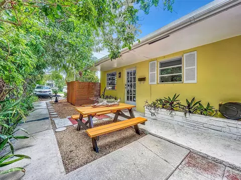 1478 NE 34th Ct, Oakland Park, FL 33334