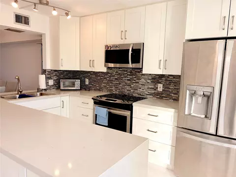 23099 Barwood Ln #308, Boca Raton, FL 33428