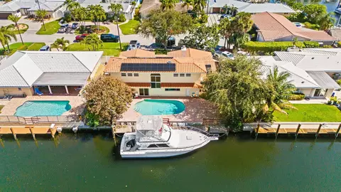 1031 NE 27th Ave, Pompano Beach, FL 33062