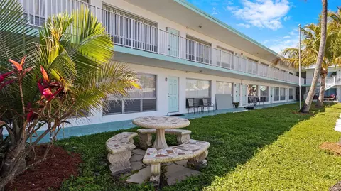 3212 NE 7th Pl #12, Pompano Beach, FL 33062