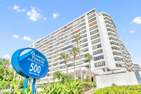 500 Three Islands Blvd #109, Hallandale Beach, FL 33009