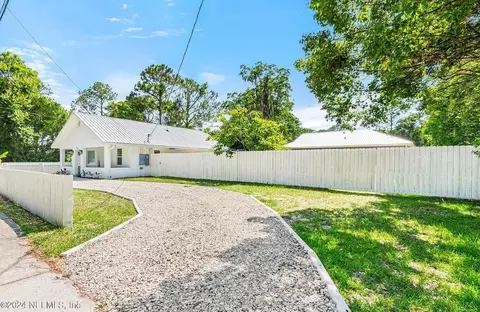 Exterior - 925 S S St, John Street, FL 32084 photo 4 of 8