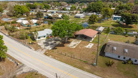 View/Area - 3122 SE 34th Ave, Okeechobee, FL 34974 photo 6 of 14