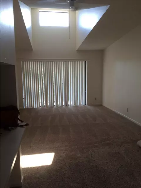 209 Foxtail Dr #D-3, Greenacres, FL 33415