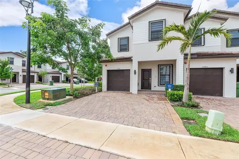 15987 SW 2nd Pl #1, Pembroke Pines, FL 33027
