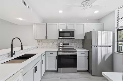 1717 Whitehall Dr #205, Davie, FL 33324