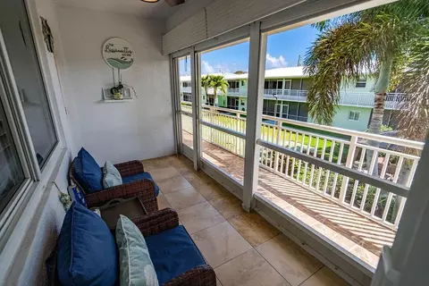 2100 NE 38th St #229, Lighthouse Point, FL 33064