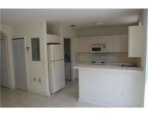 8043 W 36 Ave #5, Hialeah, FL 33018 photo 10