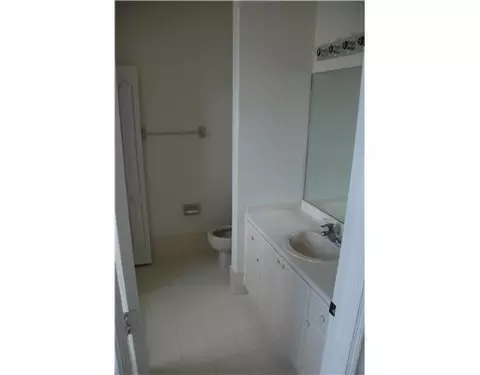 8043 W 36 Ave #5, Hialeah, FL 33018 photo 2