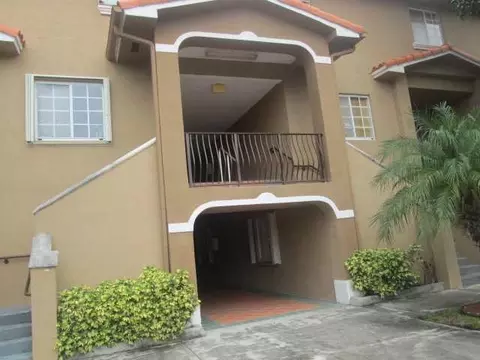 17455 NW 75th Pl #101, Hialeah, FL 33015 photo 1
