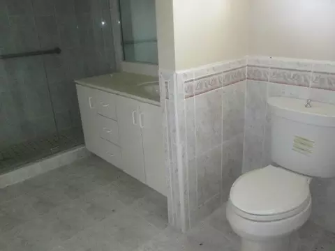 17455 NW 75th Pl #101, Hialeah, FL 33015 photo 5