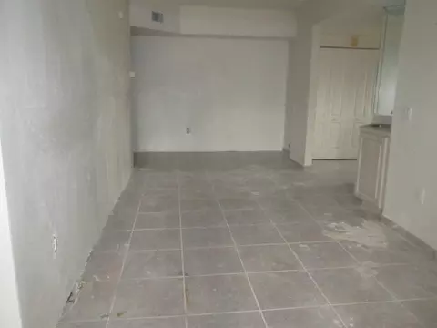 17455 NW 75th Pl #101, Hialeah, FL 33015 photo 2