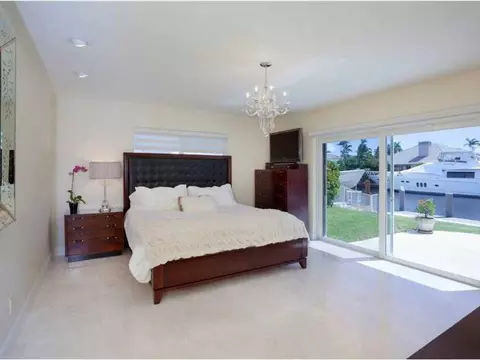 2410 NE 44th Ct, Lighthouse Point, FL 33064 photo 8