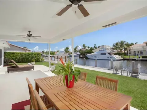 2410 NE 44th Ct, Lighthouse Point, FL 33064 photo 9