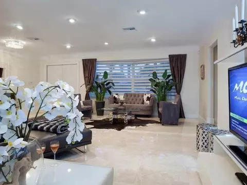 2410 NE 44th Ct, Lighthouse Point, FL 33064 photo 4