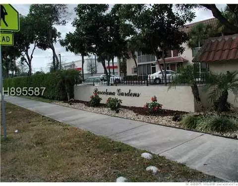 101 E Mcnab Rd #422, Pompano Beach, FL 33060 photo 1