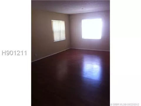 3305 Apache Ln, Margate, FL 33063 photo 13