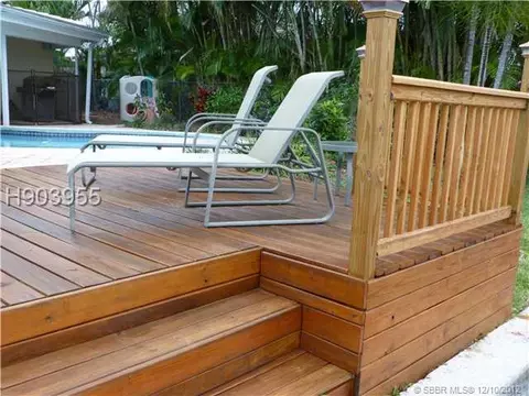 360 SE 3rd St, Pompano Beach, FL 33060 photo 7
