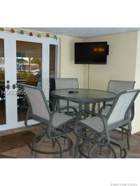 360 SE 3rd St, Pompano Beach, FL 33060 photo 23