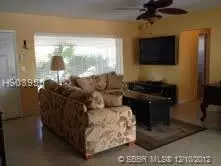 360 SE 3rd St, Pompano Beach, FL 33060 photo 15