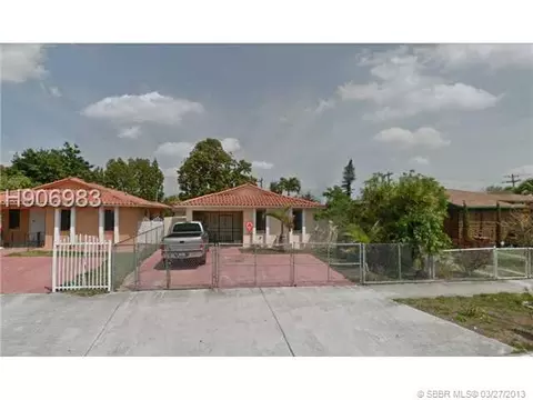 971 E 27 St, Hialeah, FL 33013 photo 1