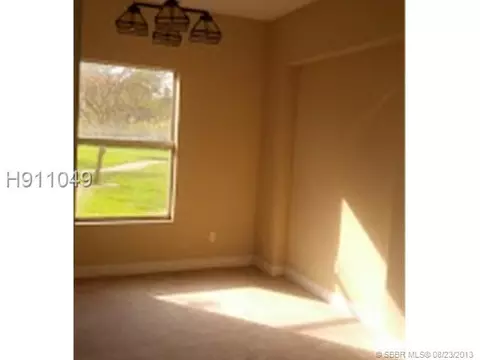 2014 Jacklin Ct, Naples, FL 34120 photo 3