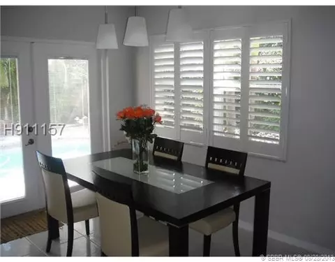 2870 E Sable Cr, Margate, FL 33063 photo 6