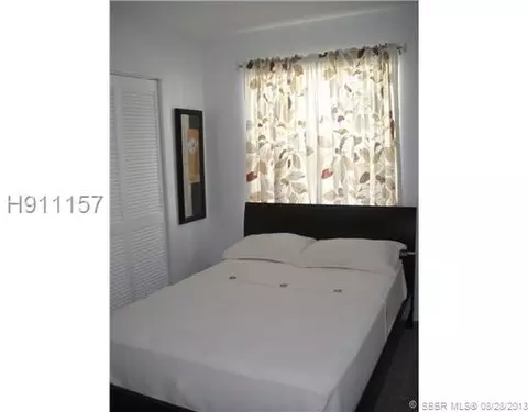 2870 E Sable Cr, Margate, FL 33063 photo 11