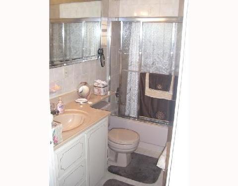 755 E 18 St, Hialeah, FL 33013 photo 8