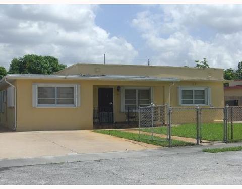 755 E 18 St, Hialeah, FL 33013 photo 1