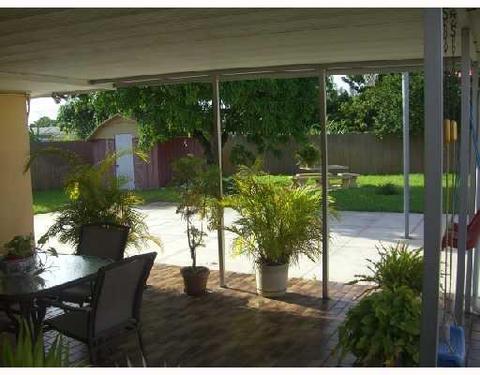 755 E 18 St, Hialeah, FL 33013 photo 9