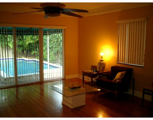 9375 Bay Dr, Surfside, FL 33154 photo 4