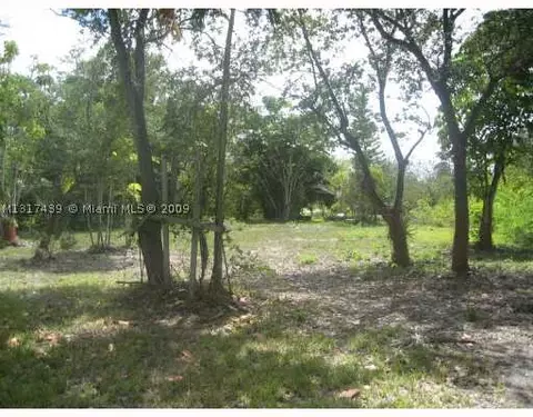 10500 SW 69 Ave, Pinecrest, FL 33156 photo 2