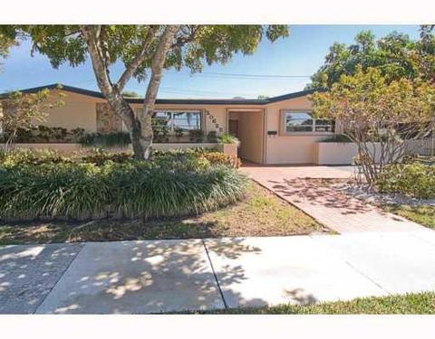 Undisclosed, Miami, FL 33179 photo 1
